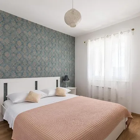 Luxury Spacious With Pool & Magnificent View